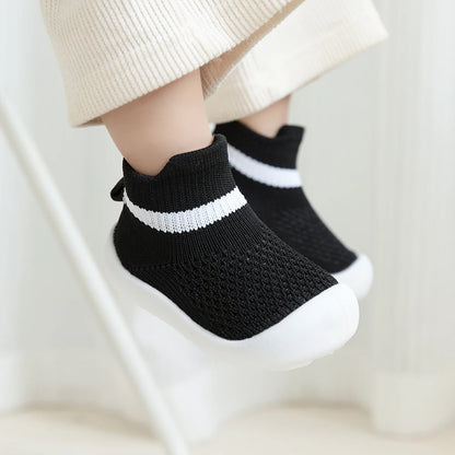 Little Maia Tall Machine-Washable Sock Shoes