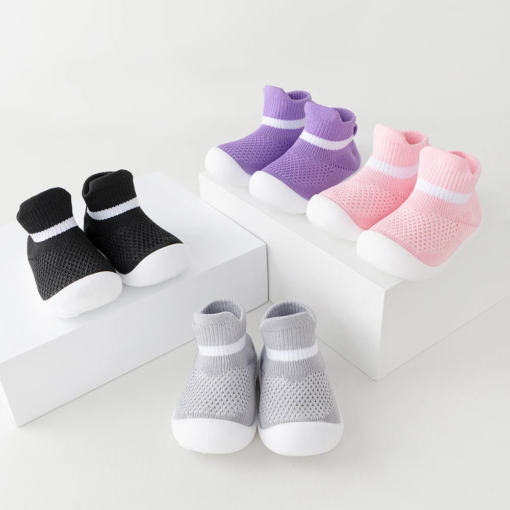 Little Maia Tall Machine-Washable Sock Shoes