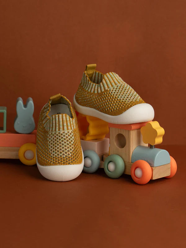 Little Maia Woven Machine-Washable Sock Shoes