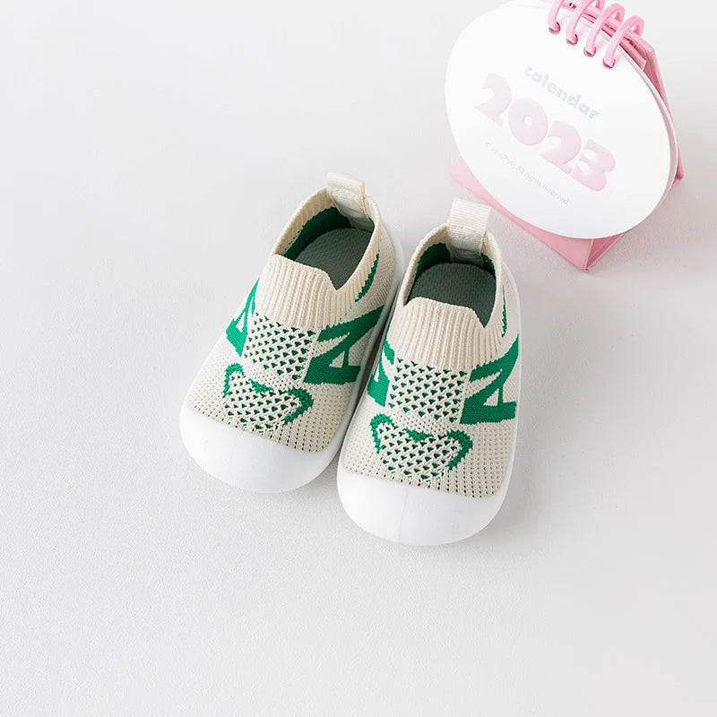 Little Maia Runner Machine-Washable Sock Shoes